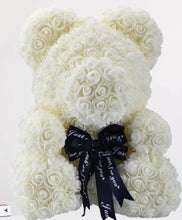 VALENTINO™ Ourson en roses éternelles